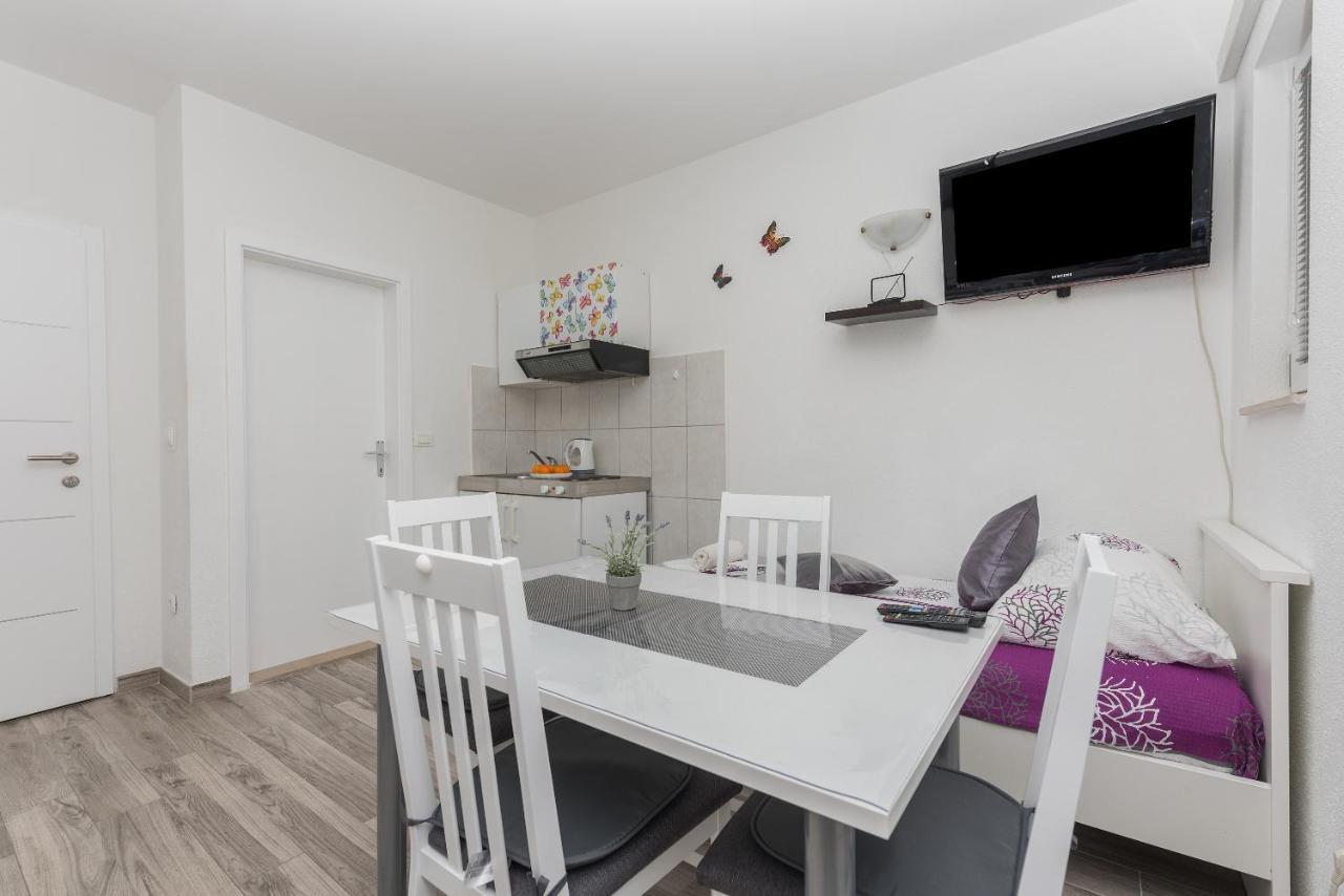Apartmani Franko Baška Voda Extérieur photo